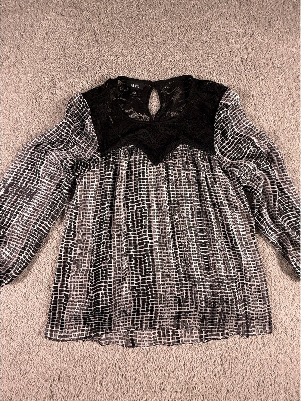 Alyx Womens L Black Snakeskin Print Lace Yoke Chiffon Blouse Top NWOT